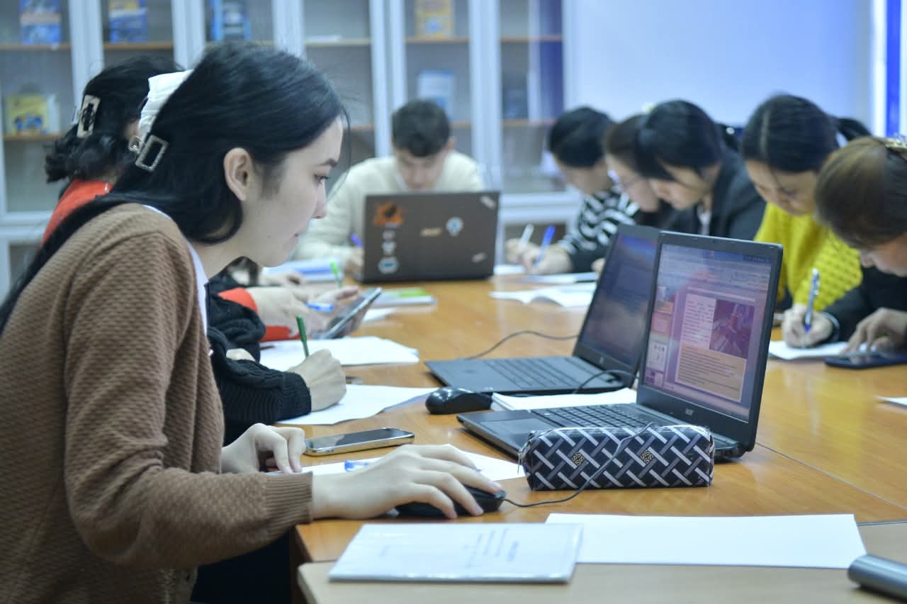 ZHANIBEKOV UNIVERSITY БІЛІМ БЕРУ БАҒДАРЛАМАЛАРЫ ҰЛТТЫҚ РЕЙТИНГІНДЕ 1 ОРЫНДА!!!