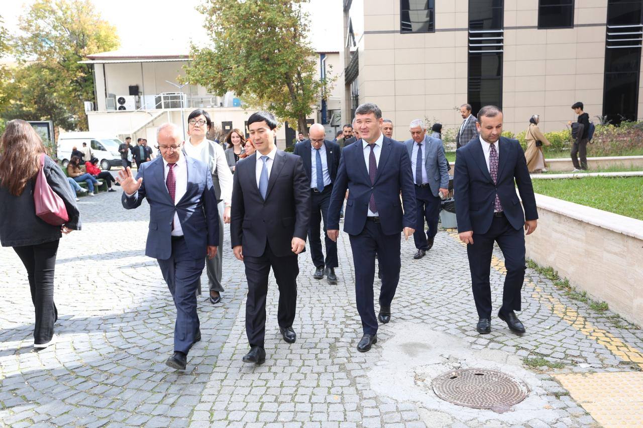 ZHANIBEKOV UNIVERSITY ДЕЛЕГАЦИЯСЫ GAZI UNIVERSITY БАЗАСЫМЕН ТАНЫСТЫ