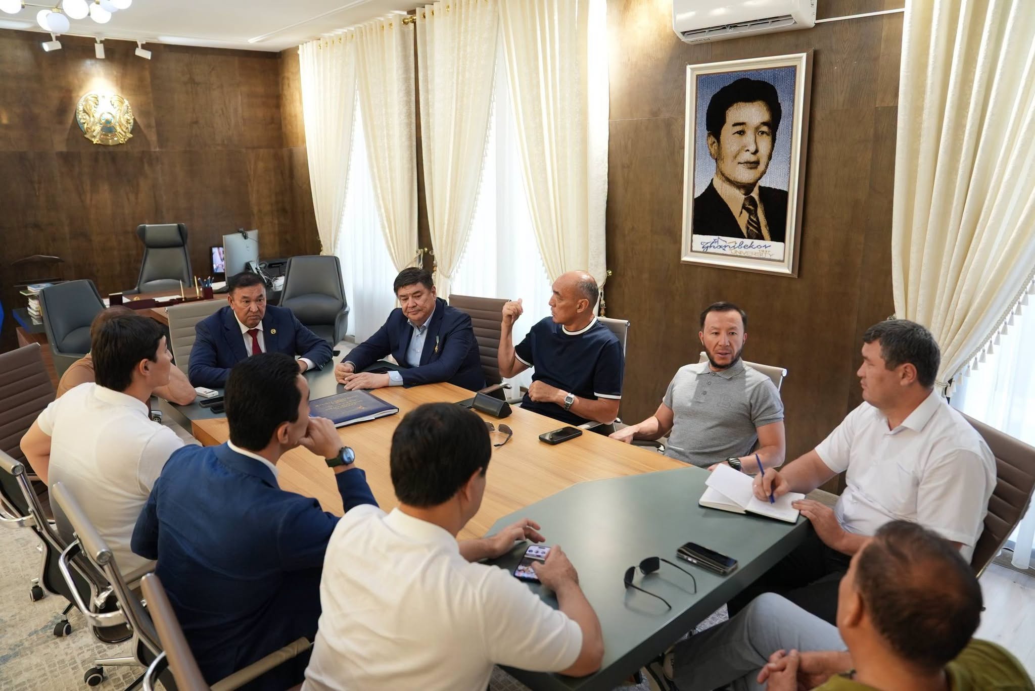 УНИВЕРСИТЕТТЕ ЭНДАУМЕНТ ҚОРЫН ҚҰРУ МӘСЕЛЕСІ ТАЛҚЫЛАНДЫ